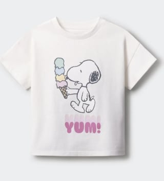 Camiseta Snoopy niña por 5.99€.