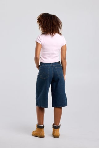 Short Nella voor €15 bij America Today