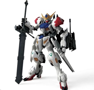 Bandai MG Gundam Barbatos Lupus (1/100) por $1,250.17 en Amazon