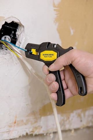 Pince à dénuder Jokari Super 4 Plus pour 18,11€ chez Amazon