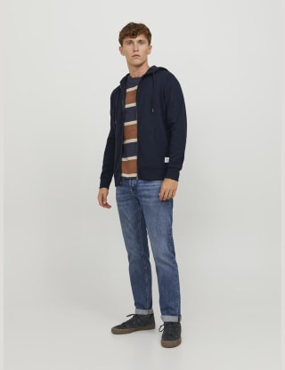 JACK & JONES Jjebasic Sweat Zip Hood Noos hoodie voor €20,36 bij Amazon