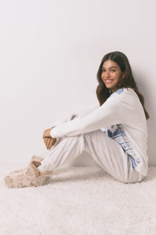 Pijama largo polar SmileyWorld por 6,99€