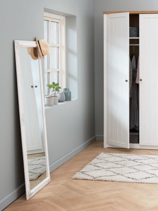 Espejo NORDBORG 72x162 blanco por 37,50€ en JYSK