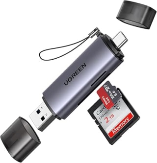 UGREEN USB 3.0 en C Kaartlezer 2-in-1 voor €8,35 bij Amazon