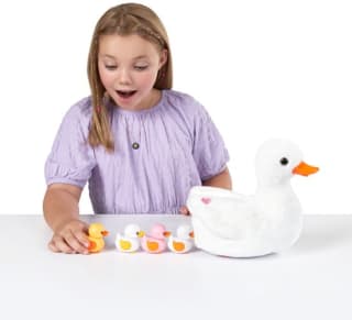 Pets Alive Interactieve Knuffel Mama Duck Surprise voor €16,09 bij Amazon