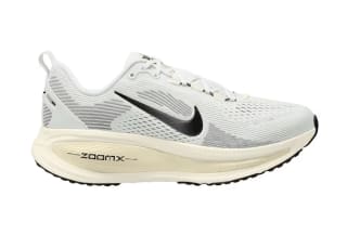 Zapatillas de running de hombre NIKE VOMERO 18 por 74€