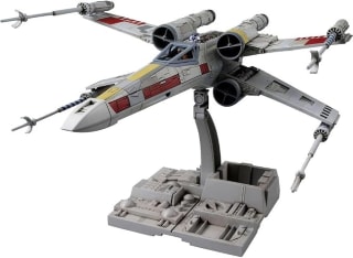 Revell Bandai 01200 X-Wing 1:72 por 21,42€ en Amazon