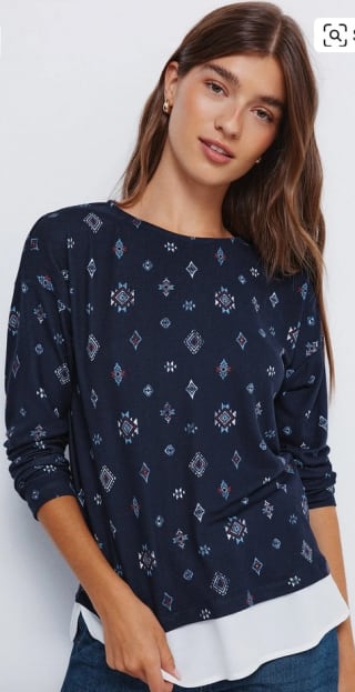 Camiseta estampada combinada por 5.99€.