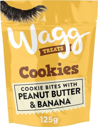 Wagg Cookie Bites Peanut Butter & Banana 125g (Pack of 7) for £2.80 at Amazon
