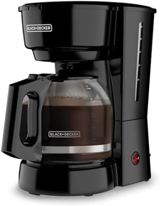 Black+Decker Cafetera 12 tazas CM0916B por $335 en Amazon