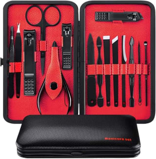 Anna Tosani Kit de Manicura y Pedicura 15 en 1 por $89 en Amazon