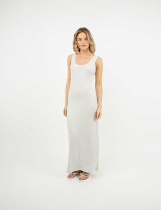 Vestido Icono Slim Maxi Sin Mangas Mujer por $3.000