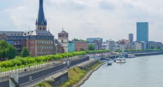 2 nachten Düsseldorf (TRIP INN Hotel Schumann) voor €105 bij HotelSpecials