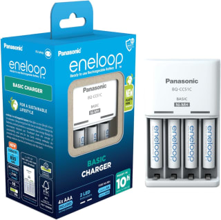 Panasonic eneloop Basic lader met 4 AAA voor €16,14 bij Amazon