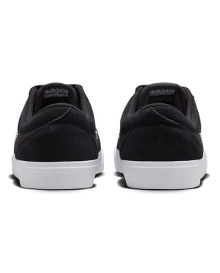 Zapatillas casual hombre NIKE CHARGE SUEDE por 32€ en Primeriti