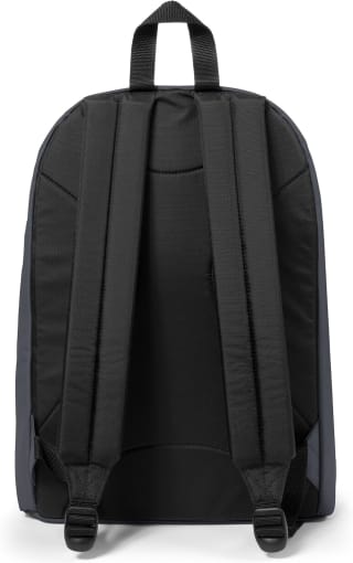 Eastpak OUT OF OFFICE rugzak (27 L) voor €30,99 bij Amazon