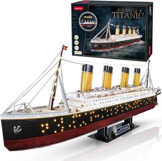 CubicFun Puzzle 3D Titanic (LED, 266 piezas) por 30,60€ en Amazon