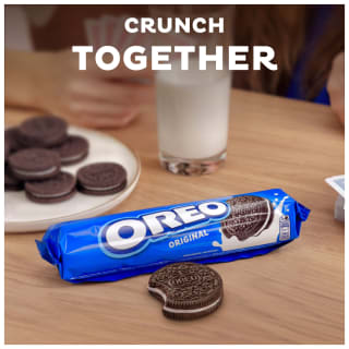 OREO Vanilla Cookie Chocolate Sandwich Biscuits 154G for £0.50 at Tesco