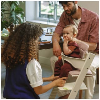 Stokke Tripp Trapp bundel kinderstoel met babyset en tafelblad voor €279 bij Prénatal