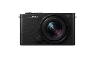 Panasonic Lumix DC-S9 Kit, S 18-40 mm F4.5-6.3, Noir à 1.316,88€
