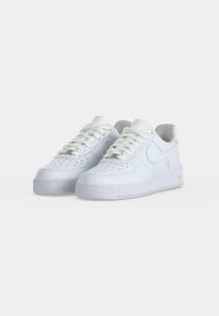 Nike Sportswear AIR FORCE 1 07 por 74,95€ en Zalando