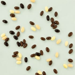 Chocolade jelly beans gemengd (600 gram) voor €5,95 bij De Notenshop