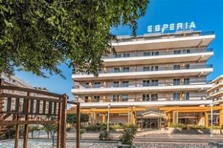 14 Night Zante Holiday from £14.43pp Per Night with Jet2 Package Deal