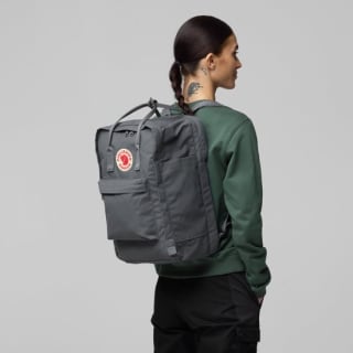 Fjallraven Kanken Laptop 17 Inch Super Grey voor €62,89 bij Bol