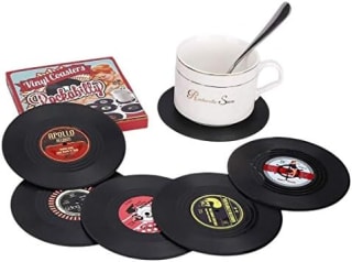 Mastery Brand portavasos de vinilo (6 piezas) por $139.77 en Amazon