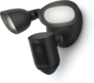 Ring Floodlight Cam Wired Pro voor €119 bij Bol