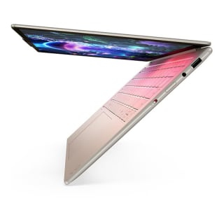 Lenovo Yoga Slim 7 14ILL10 (83JX00D9FR) pour 1 099,95€ chez Materiel.net