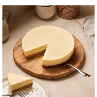 Sainsbury's New York Baked Vanilla Cheesecake 1kg for £6 at Sainsbury's
