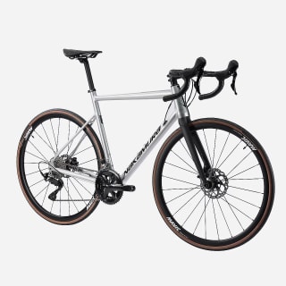 Vélo de route NAKAMURA Century 350 à 1.199,99€ chez Intersport