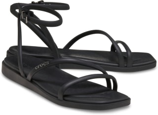 Crocs Miami Ankle Strap Sandal sandalias planas para mujer por 26,94€ en Amazon