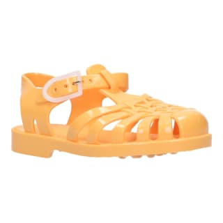 Tot 70% korting op waterschoenen bij Berca