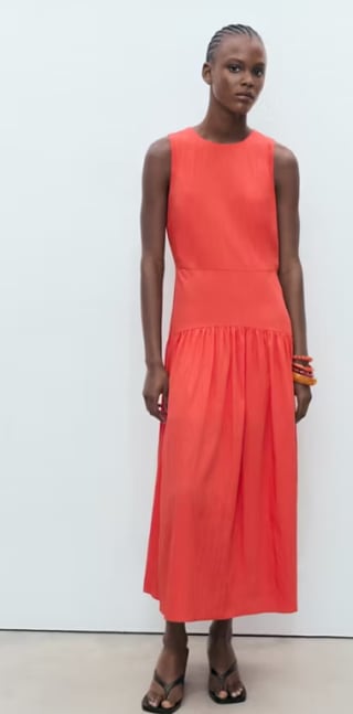Vestido largo bajo frunces por 11.99€