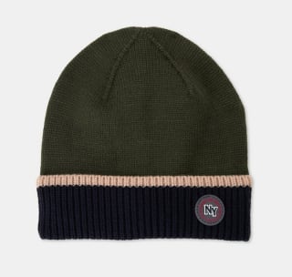 Kids El Corte Inglés Gorro liso bicolor infantil por 2.99€.
