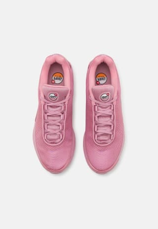 Nike Sportswear Air Max Dn HV4861-600 por 55,90€ en Privé by Zalando