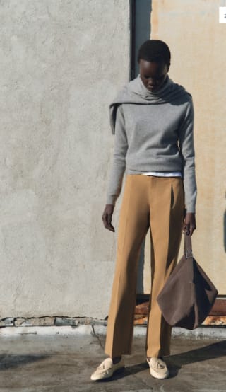 Pantalón recto pinzas por 9.99€