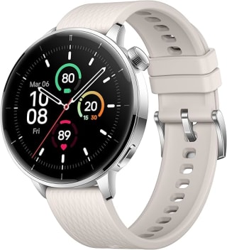 OnePlus SmartWatch 3 43mm 32GB por $2,799 | Amazon