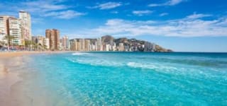 Benidorm 3 días con Media Pensión desde 199€ para 2 personas.