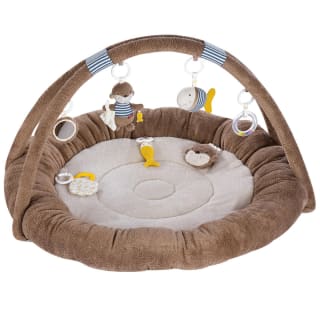 Manta de actividades 3D Nido de Nutria con arco de juegos y 7 juguetes por 24.99€