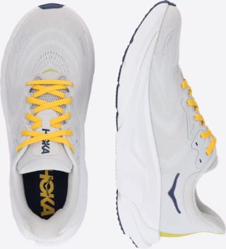 HOKA Arahi 8 herenschoenen voor € 83,30 bij About You