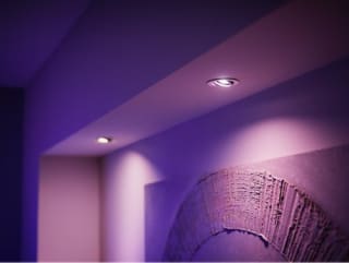 Philips Hue White and Color Ambiance starterkit voor €113,99 bij Philips Hue