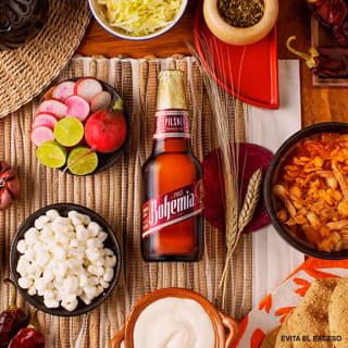Heineken Bohemia Pilsner (24 x 355 ml) por $304 en Amazon
