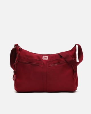 Bolso bandolera mediano en nylon por 13.50€