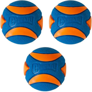 ChuckIt! Ultra Squeaker Dog Toy Ball (3 Pack) for £7.69