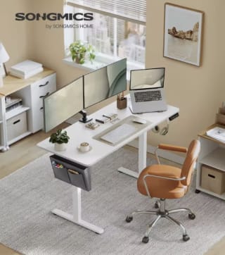 Songmics Escritorio eléctrico regulable en altura por 88,20€