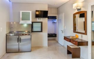 13 dagen Lefkas (Sands Studio's, Nidri) voor €841,48 bij Sunweb
