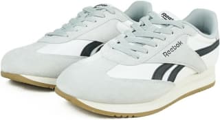 Reebok World 70 sneakers voor €17,45 bij Amazon